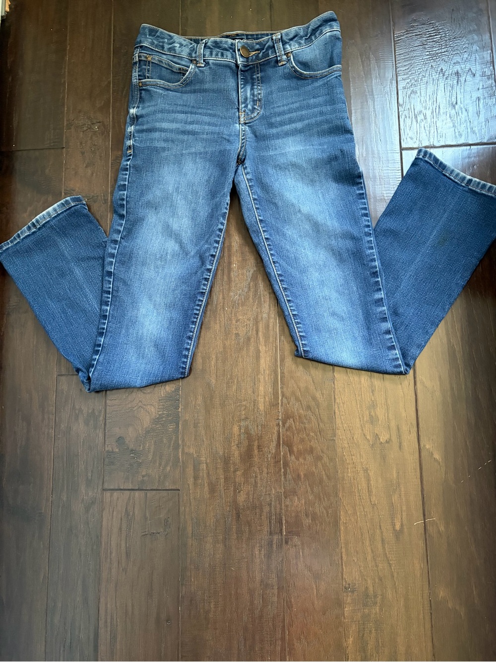 Maurices Everflex Sz 6 Regular Mid-Rise Women’s Jeans